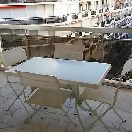 Latour Mauboug Apartamento