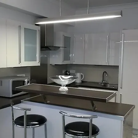 Latour Mauboug Apartamento *